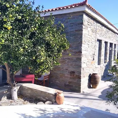 Feriehus το πέτρινο, άνδρος,μεσαριά