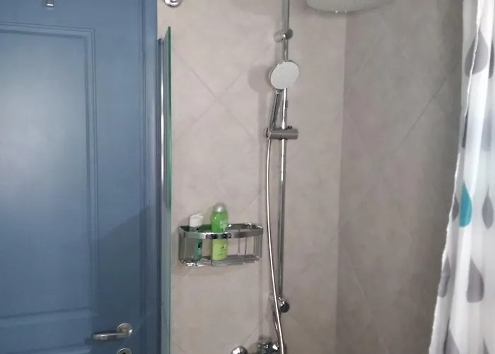 το πέτρινο, άνδρος,μεσαριά Mesaria (Andros)